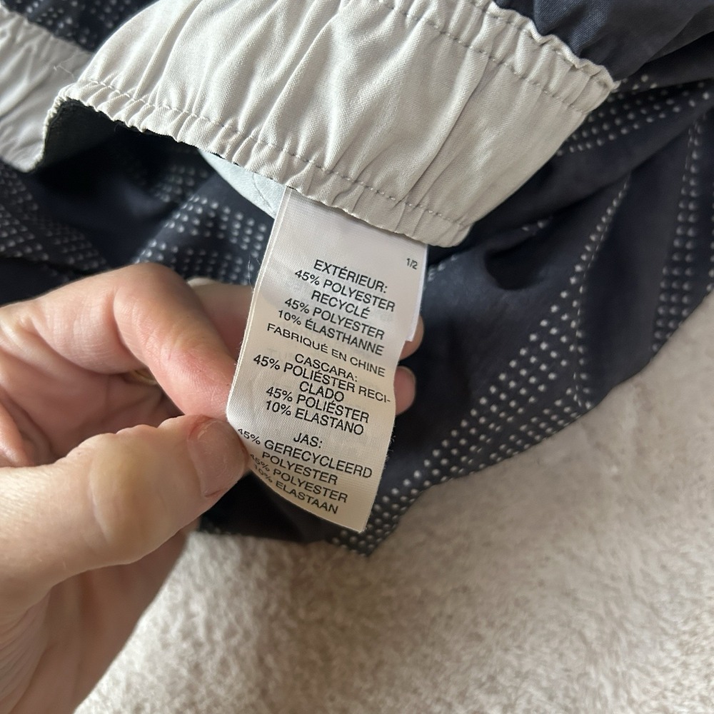 Vuori Banks Shorts V330 XL Performance Stretch Unlined Pockets Drawstring EUC - Picture 3 of 8